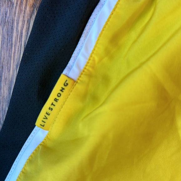 Nike Livestrong Dri-Fit Running Shorts, size Small - Picture 2 of 4